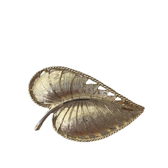 Signed BSK Goldtone Brooch Brushed Leaf Textured 2.1" Pin - Picture 14 of 16